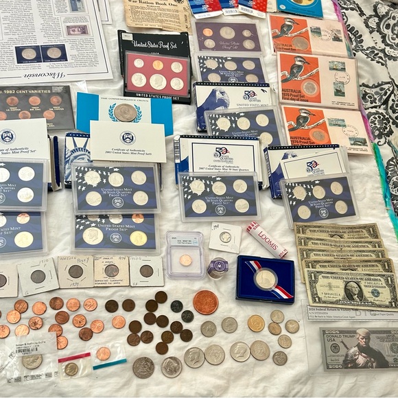 Collectors bundle - Picture 5 of 5